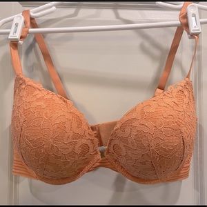 Victoria’s Secret Very Sexy Push-up Bra